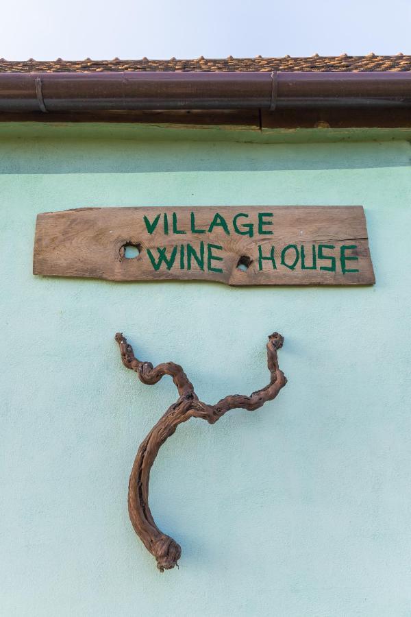 Village Wine House Mandicevac Extérieur photo